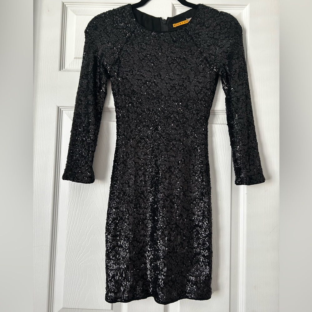 Alice + Olivia Black Sequin Long Sleeve Dress
